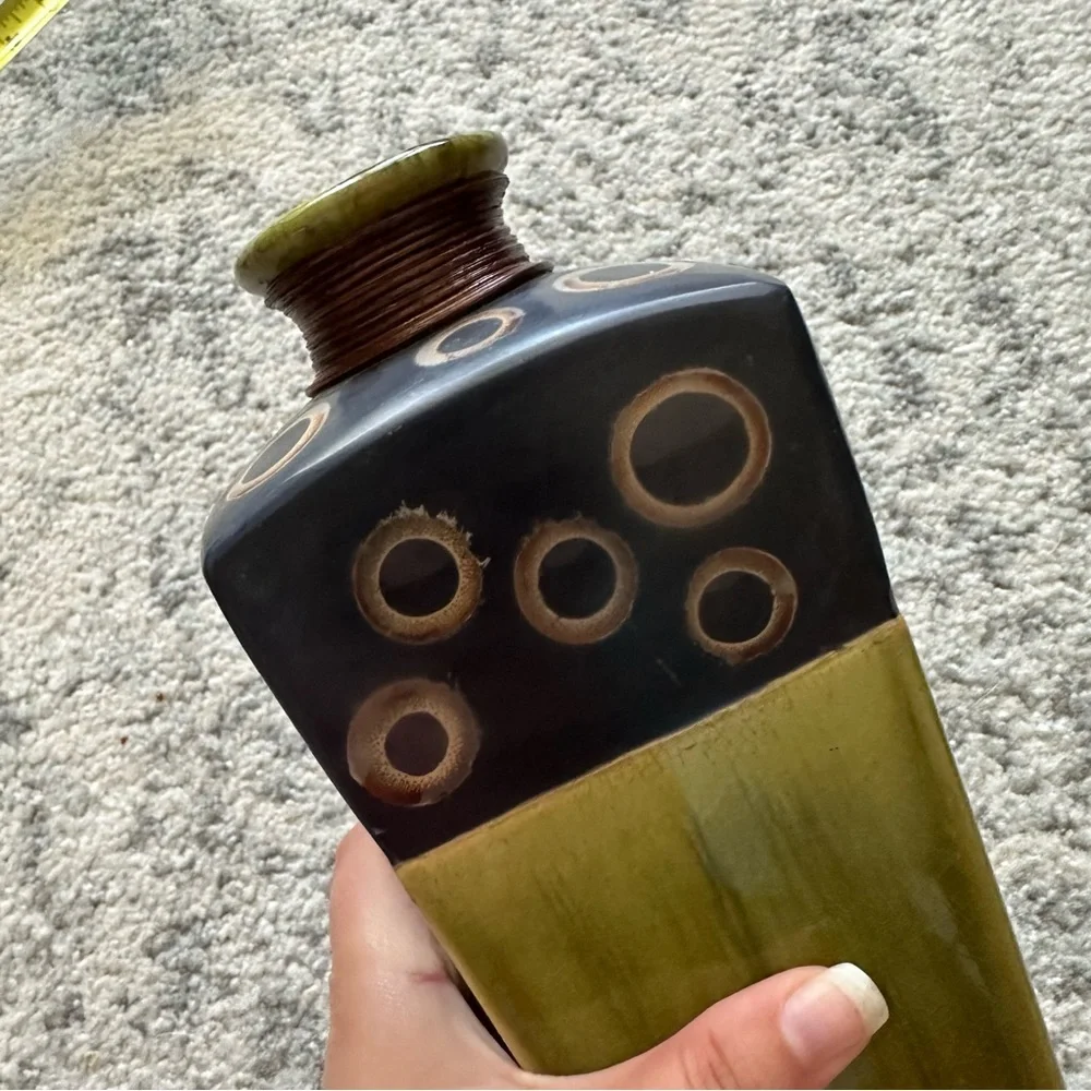 vintage 70s retro style vase - Pier 1 imports